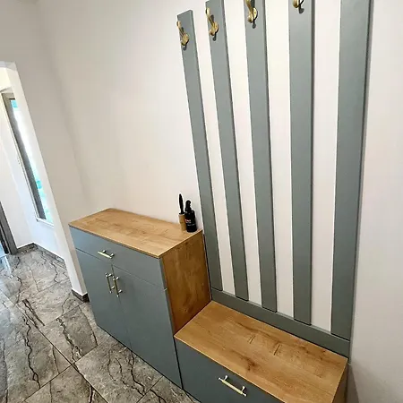 Cx Family * Βουκουρέστι